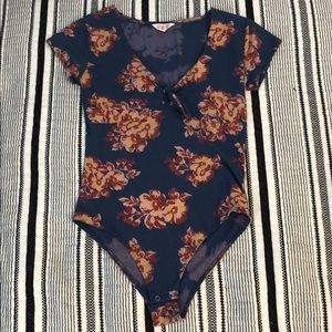 Aeropostale Blue V-Neck Tie-Front T-shirt Bodysuit